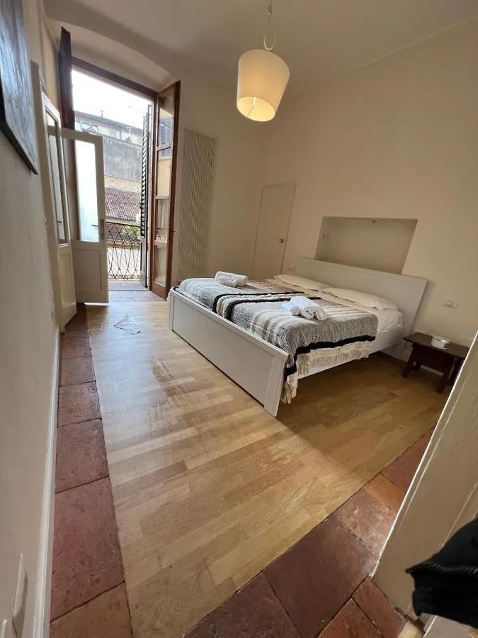Nur 1 Casa Vacanze Bergamo Apartment