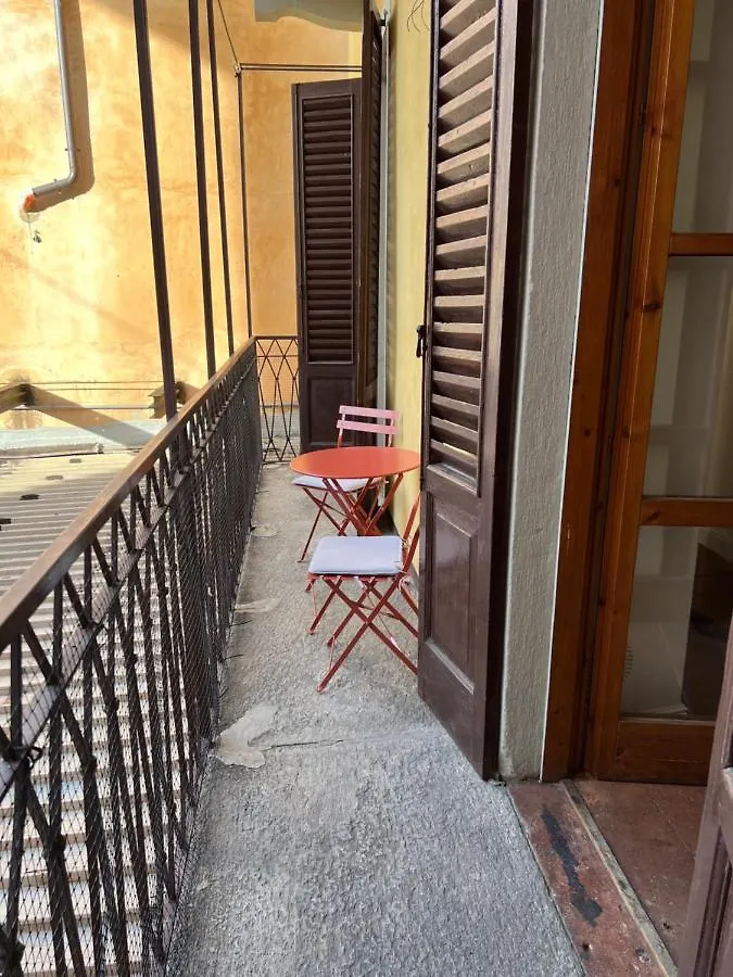Nur 1 Casa Vacanze Bergamo Italy
